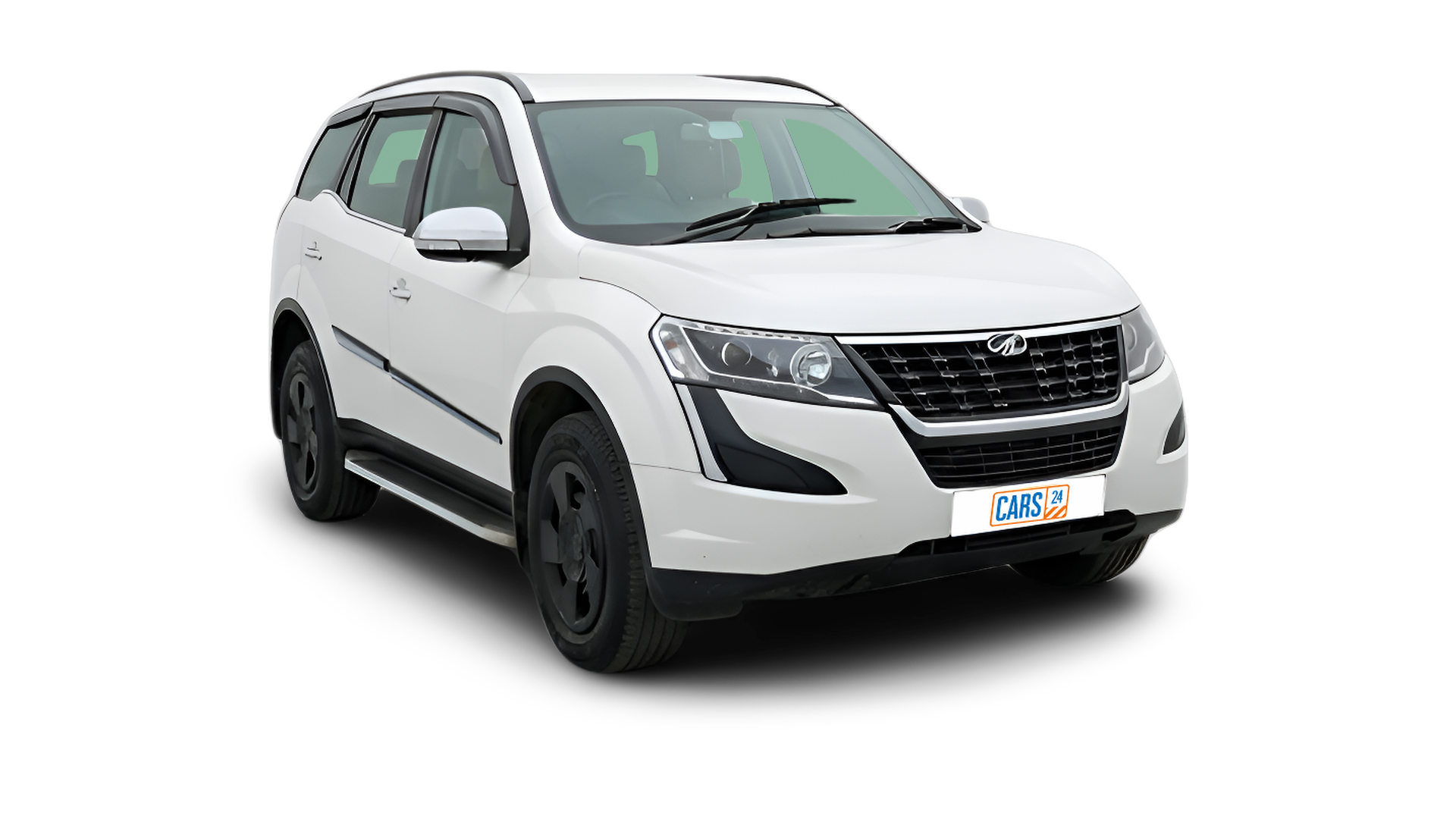 Mahindra XUV500-img